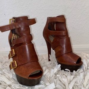 Steve Madden open toe booties